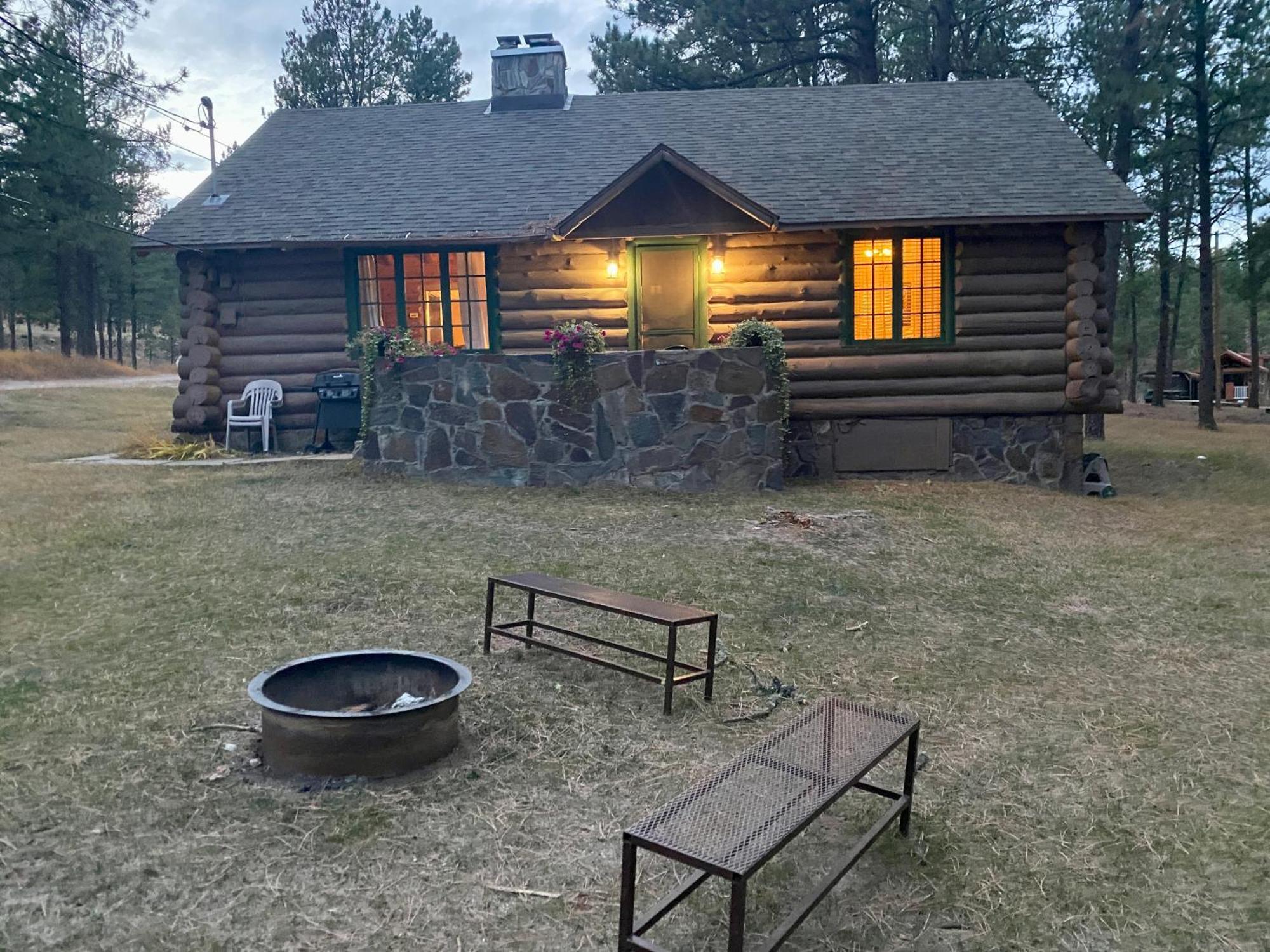 Historic Log Cabin #14 At Horse Creek Resort 拉皮德城 外观 照片