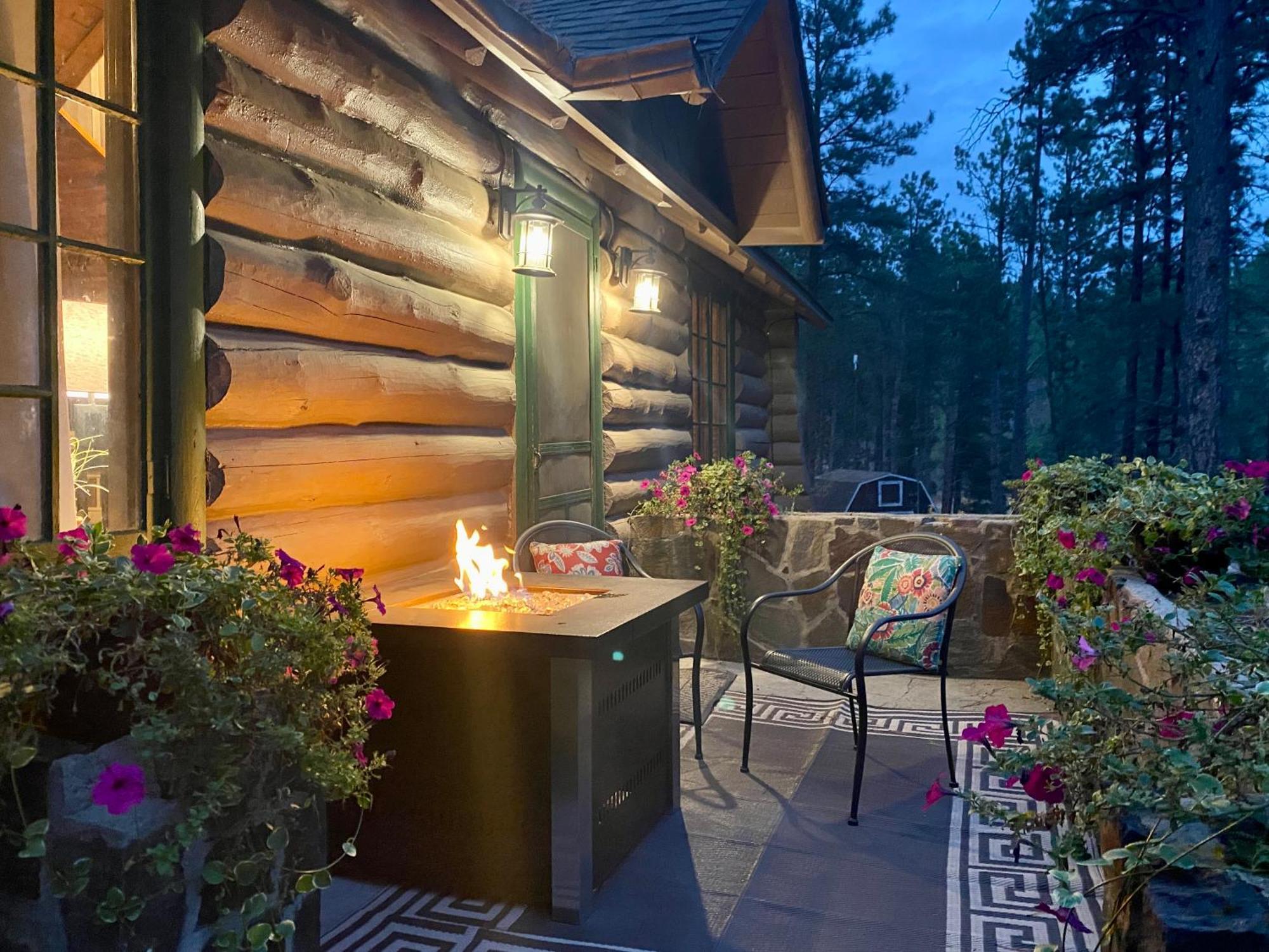 Historic Log Cabin #14 At Horse Creek Resort 拉皮德城 外观 照片